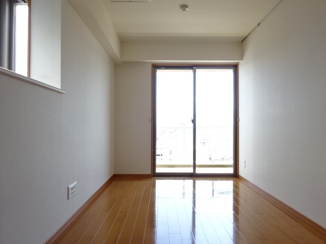 その他部屋・スペース　洋室6.6帖写真は1601号室です（参考）