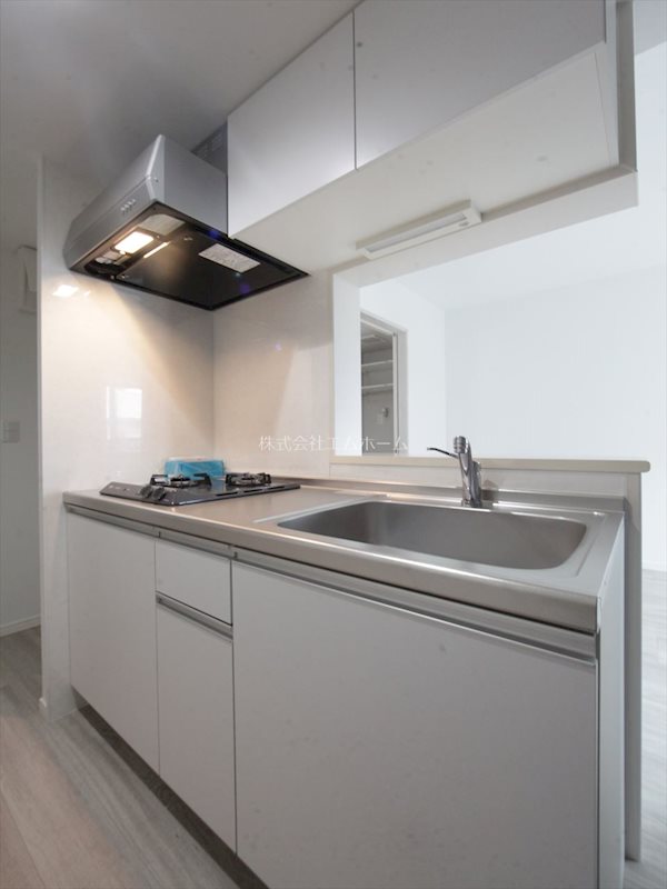 キッチン　システムキッチン（ガス2口コンロ付）