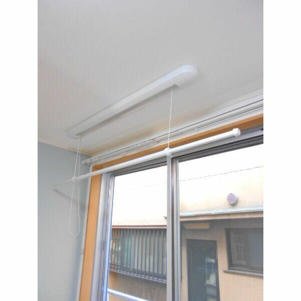 その他設備　室内物干し機