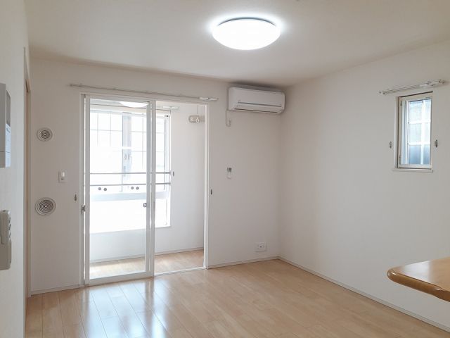 宮の杜三番館_内装_0