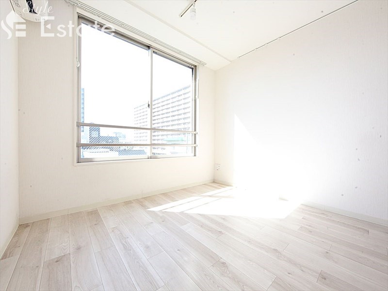 居室・リビング　内装