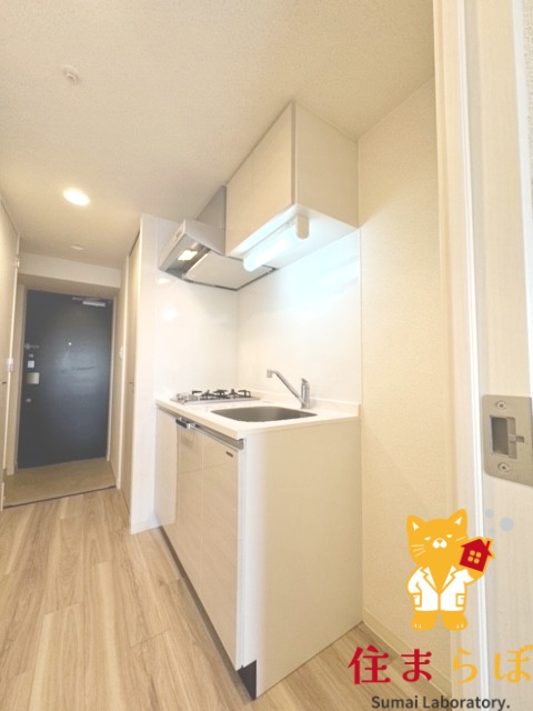 キッチン　「ただの部屋探しじゃない。“あなたの暮らし”探しです。」