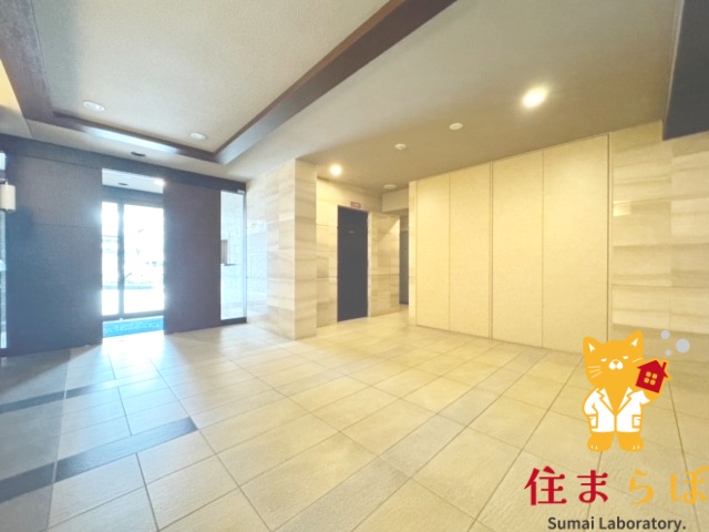 エントランス　「暮らしの設計図は、ここから始まります。」