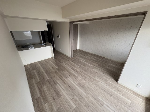 居室・リビング　こちらのリビングで趣味の時間をお楽しみください