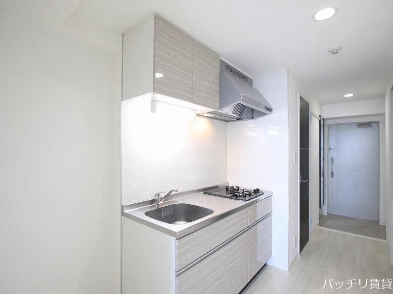 キッチン　同型タイプの為、現状を優先いたします。