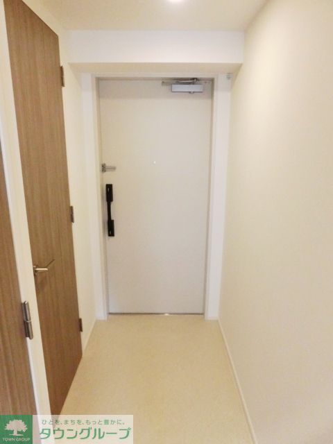 玄関　※写真は同タイプ住戸です。