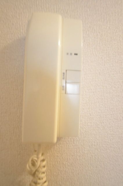 セキュリティ　★インターホン完備しています。★