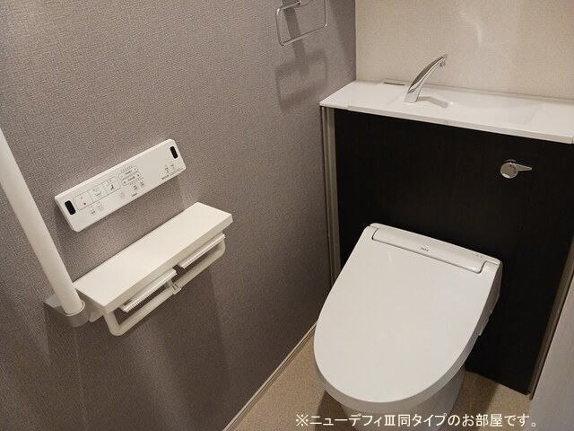 トイレ　トイレ
