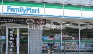 コンビニ　ファミリーマート 練馬大泉町店（コンビニ）まで468m