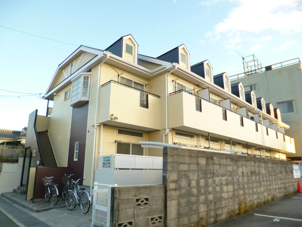 【ベストハウス防府駅前の建物外観】