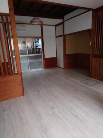 居室・リビング　※別の部屋の写真です