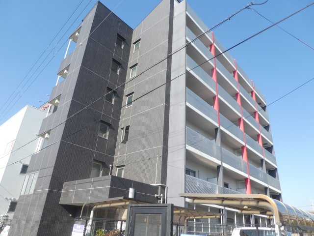 明石市大久保町福田のマンションの建物外観