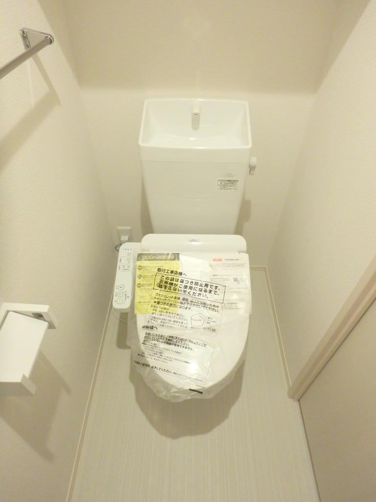 R-001のトイレ写真