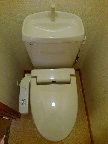 【福井市米松のアパートのトイレ】