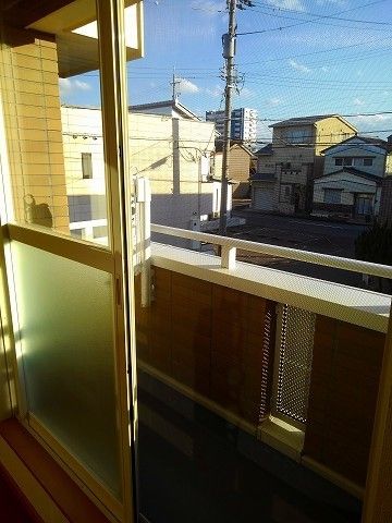 【福井市米松のアパートのバルコニー】