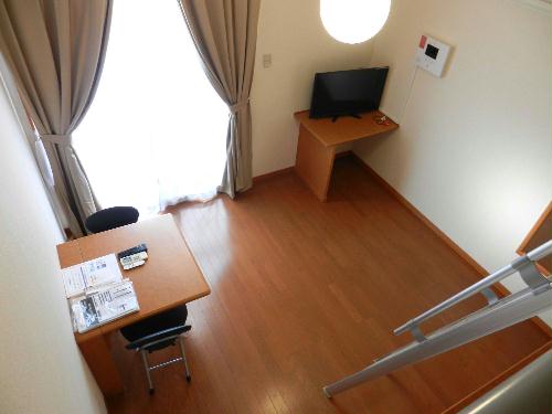 居室・リビング　明るいお部屋で目覚めもスッキリ