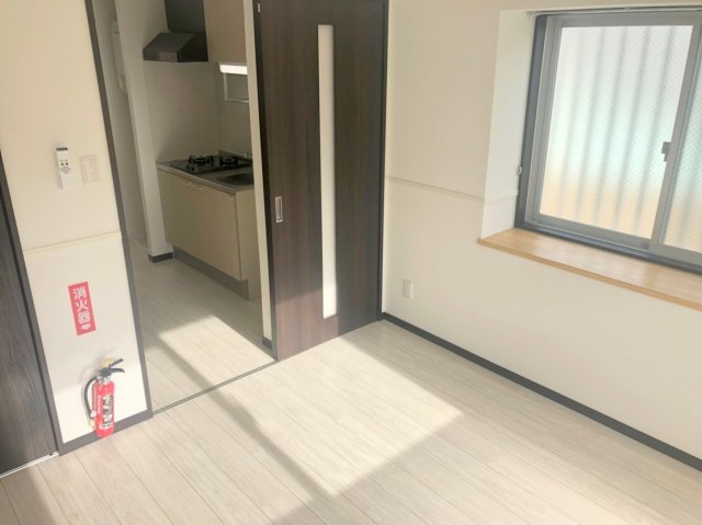 ヒルサイド安里の居間写真