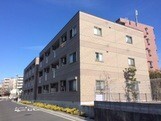 リバーサイド西月隈の建物外観