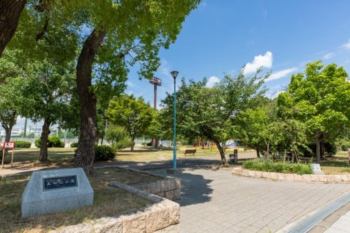 【大阪市天王寺区筆ケ崎町のマンションの公園】