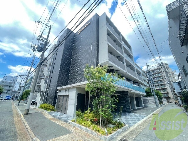 【神戸市兵庫区駅前通のマンションの建物外観】