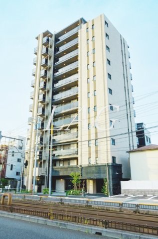 荒川区西尾久のマンションの建物外観