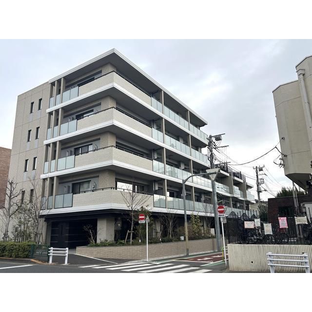 世田谷区中町のマンションの建物外観