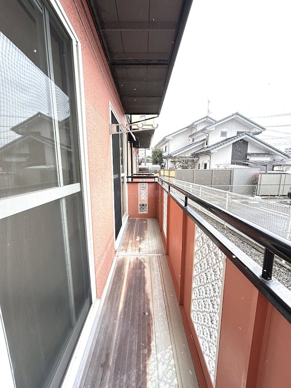 バルコニー　写真は102号室です（参考）