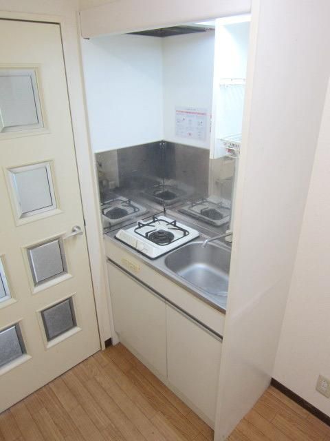 キッチン　★一人暮らしにちょうどいいサイズです★