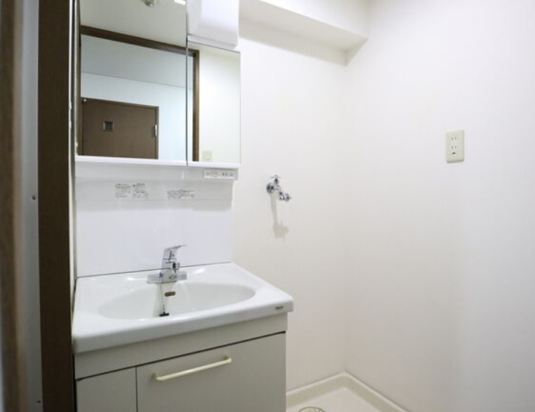 洗面設備　（写真は同物件イメージです。）