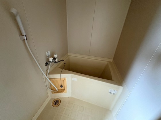 バス・シャワールーム　※別号室の写真です