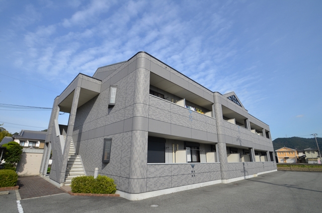 建物外観　おしゃれなマンションタイプの１Ｋです