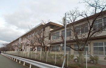 中学校　網干中学校（中学校）まで1600m