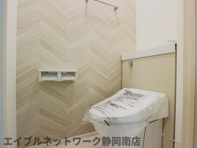 トイレ　トイレもきれいです