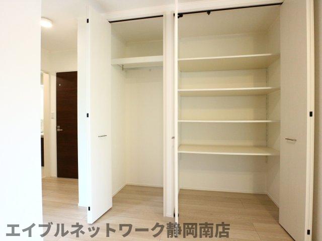 収納　大きなものも収納できそうです