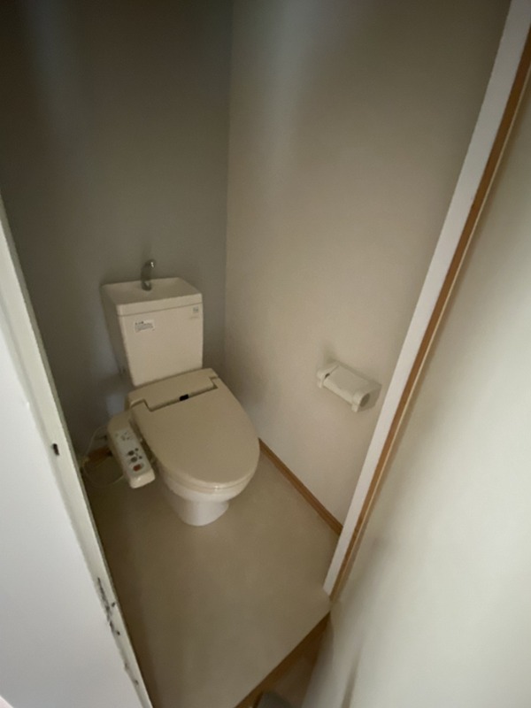 トイレ　別部屋参考