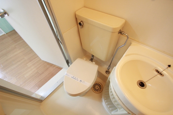 トイレ　※別部屋の写真です