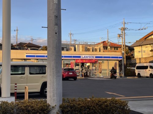 コンビニ　ローソン 八王子越野店（コンビニ）まで223m