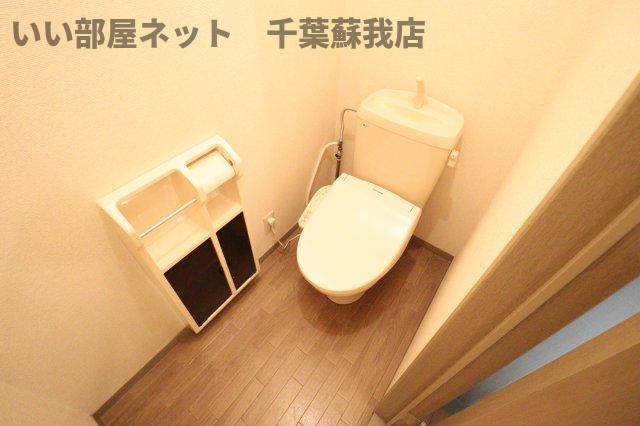 トイレ　落ち着いたトイレです