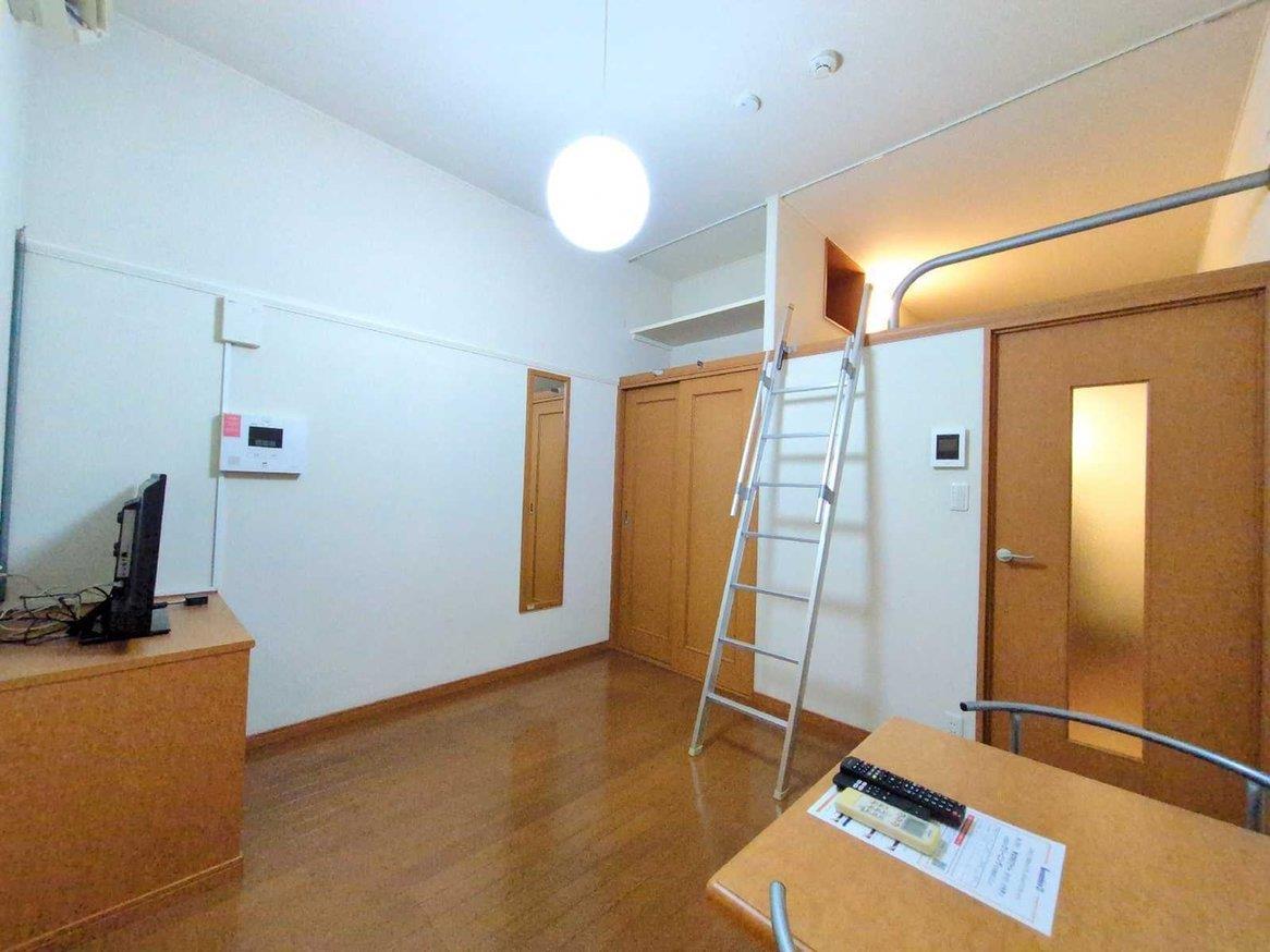 山陽電鉄網干線 山陽網干駅 徒歩19分 2階建 築20年の居間写真
