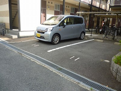 駐車場　駐車場