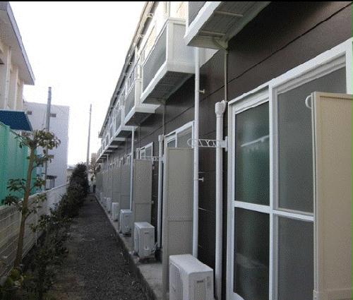 バルコニー　備品や設備仕様は号室等により異なります現地をご確認下さい。