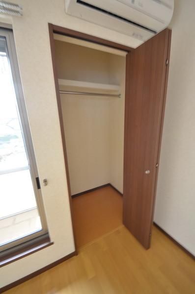 収納　横幅よりも奥行き勝負