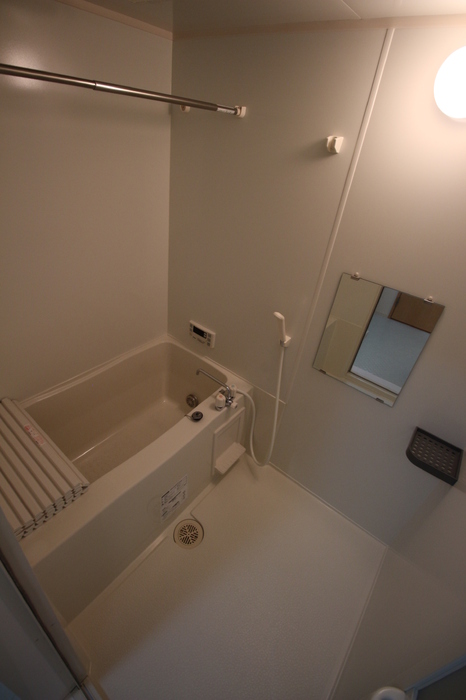 バス・シャワールーム　お風呂で日々の疲れを落としましょう