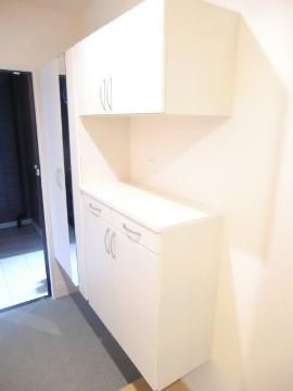 シャトーＵＭＡＫＡＷＡ（ウマカワ）　その他設備　シューズＢＯＸ