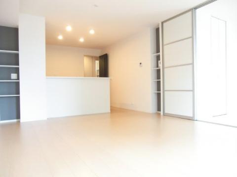 シャトーＵＭＡＫＡＷＡ（ウマカワ）　居室・リビング　リビング