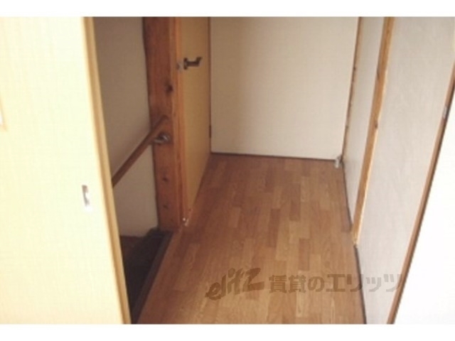 その他部屋・スペース　廊下