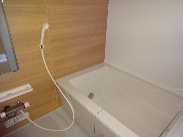 バス・シャワールーム　バス（イメージ）