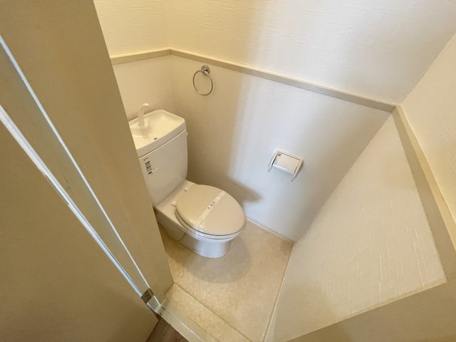 トイレ　ゆったりとした空間のトイレです