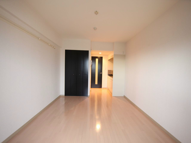 その他部屋・スペース　洋室9.5帖　クローゼット付（収納充実してます）