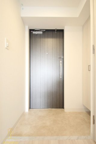 玄関　サムティ福島Rufle